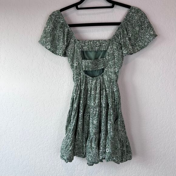 Hollister Green Floral Short Sleeve Mini Dress with Shorts size XXSP Cottagecore - Picture 4 of 9